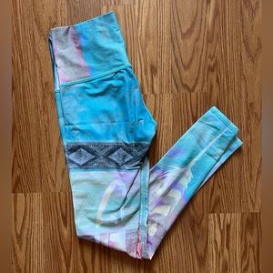 EUC Teeki Tarot Magick yoga / fitness leggings, Size Small